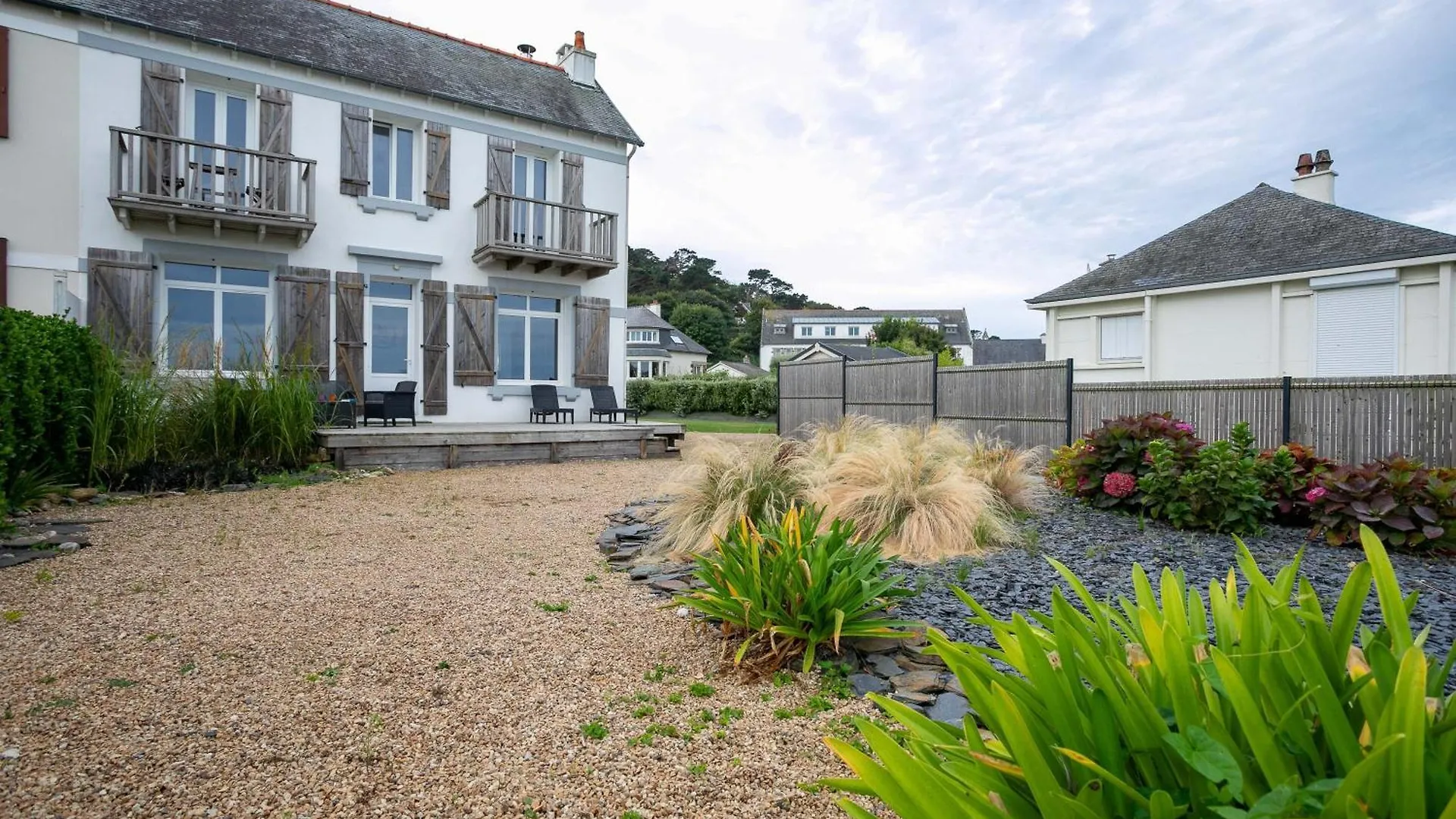 Maison Face Mer Acces Direct Plage Plougasnou Feriehus