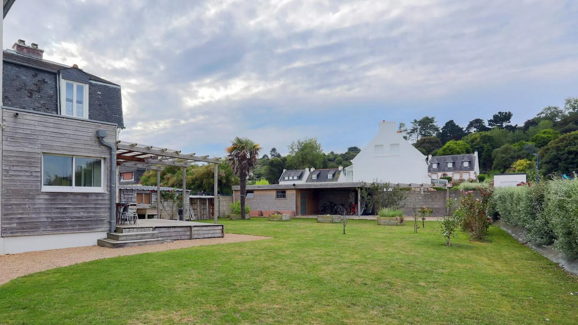 Feriehus Maison Face Mer Acces Direct Plage Plougasnou